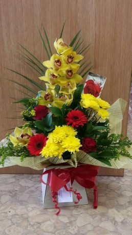 Castle Box in reds and yellows