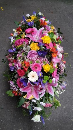 Bright mixed Coffin Spray