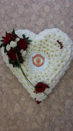 Manchester Unite Heart tribute